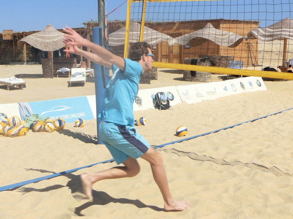 Der Stemmschritt beim Beach-Volleyball
